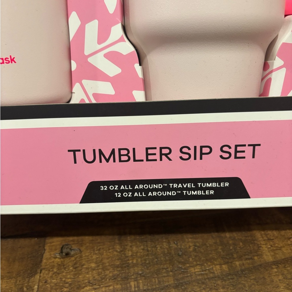 Hydro Flask Pink Tumbler Sip Set - Picture 5 of 5